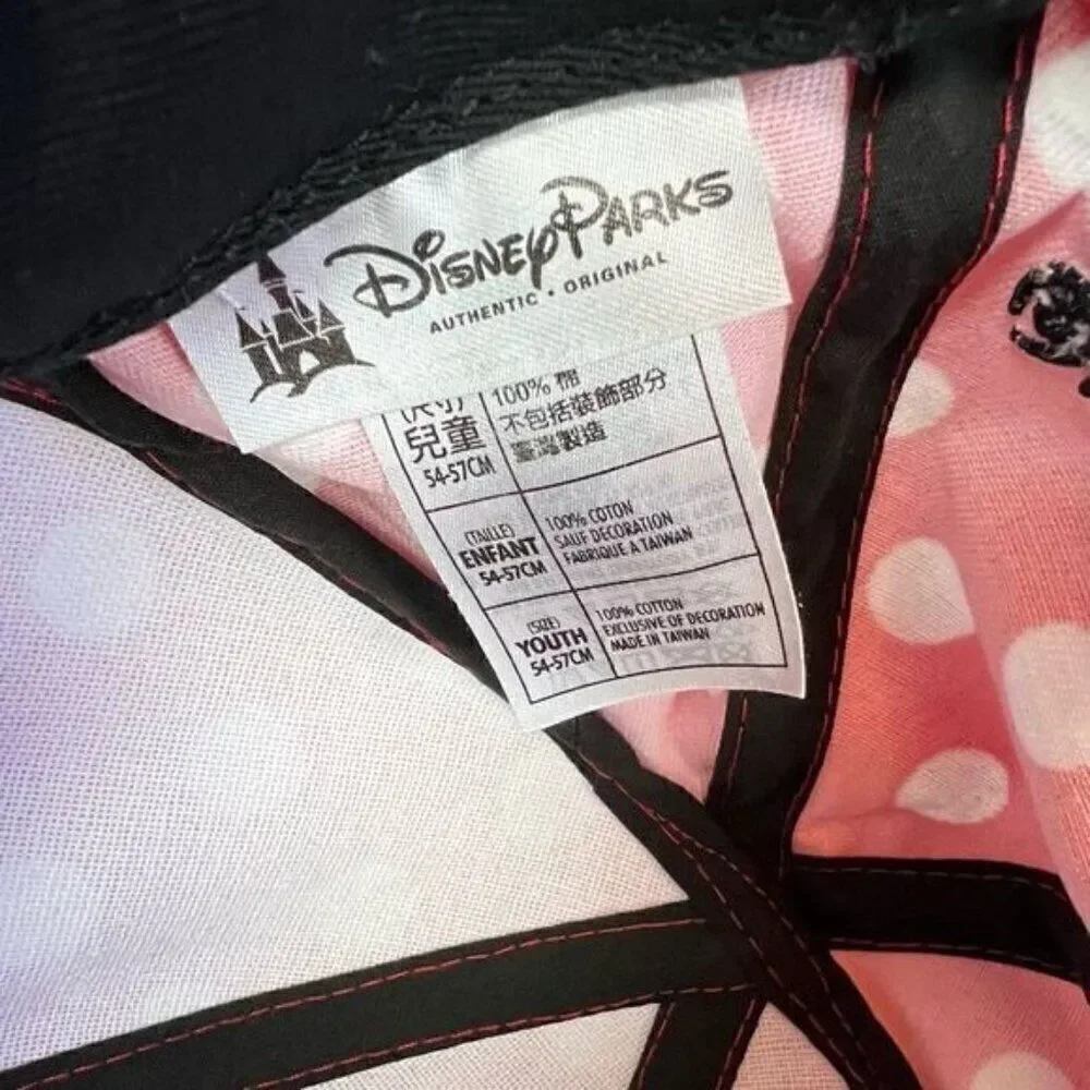 DISNEY PARKS MINNIE MOUSE HAT RED BLACK AND WHITE DOTS GIRLS. EARS AND BOW
